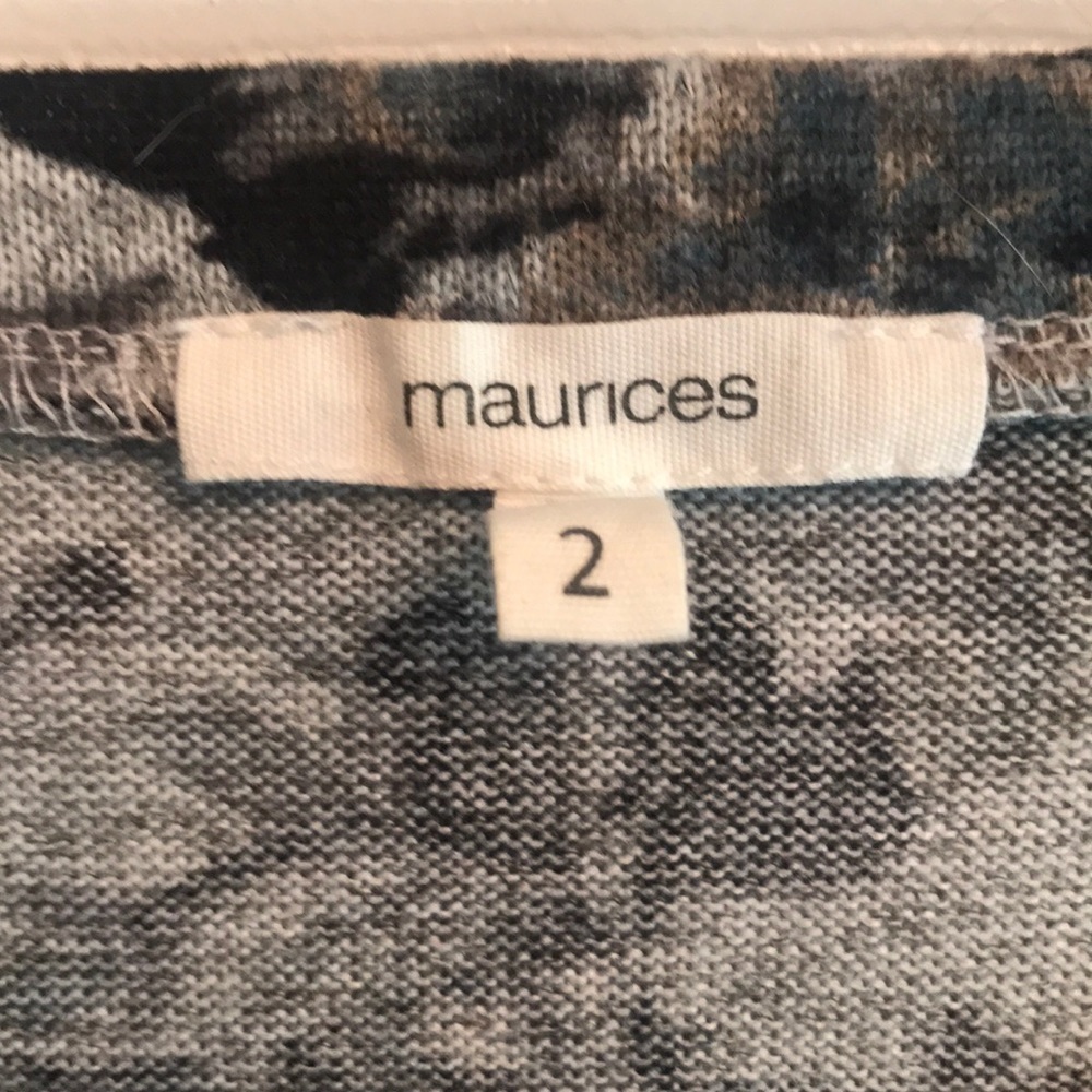 Maurice’s brand size 2 pullover tunic length top - Picture 2 of 5